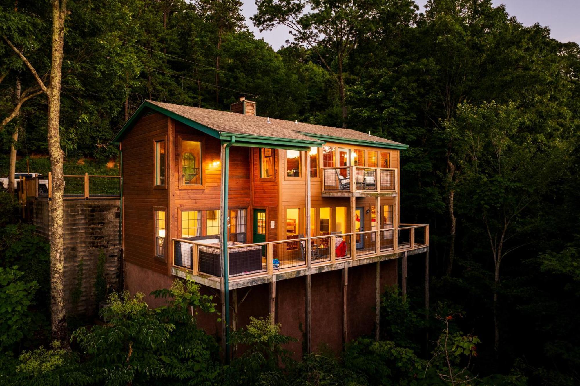 Elevista - Quaint&Private-Views-Hottub-Pooltable-Bears-3 Clubhouse Pools Villa Gatlinburg Eksteriør billede