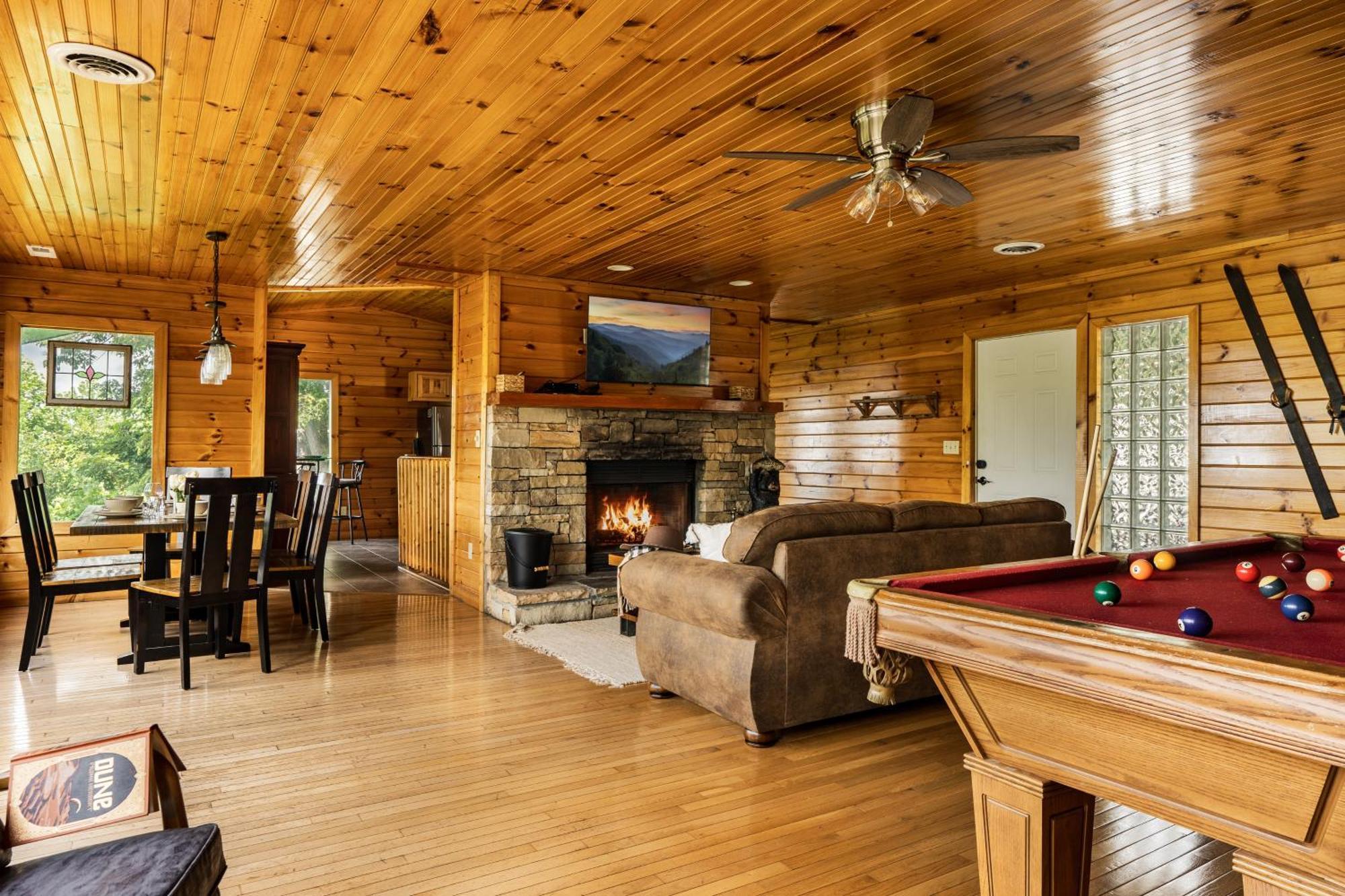 Elevista - Quaint&Private-Views-Hottub-Pooltable-Bears-3 Clubhouse Pools Villa Gatlinburg Eksteriør billede